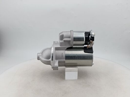 Démarreur de moteur 24V 8KW 11T pour moteurs diesel Isuzu avec accessoires