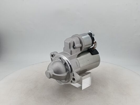 Démarreur de moteur 24V 8KW 11T pour moteurs diesel Isuzu avec accessoires