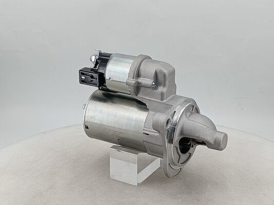 Démarreur de moteur 24V 8KW 11T pour moteurs diesel Isuzu avec accessoires